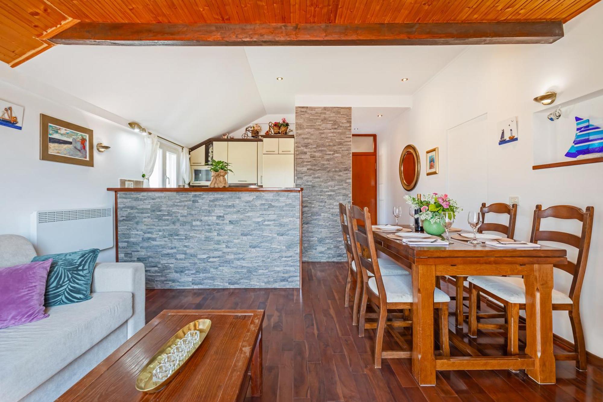 Apartment Ive มลินี ภายนอก รูปภาพ
